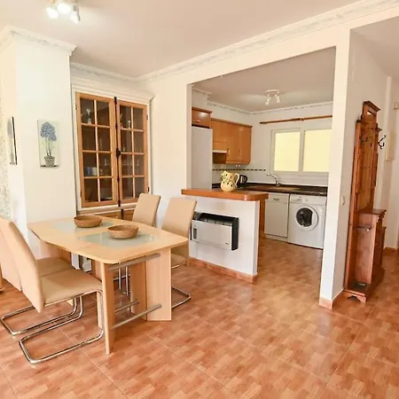 アパート Tambaron Bay